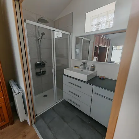 Avec Parking 24h Du Mans Гостевой дом